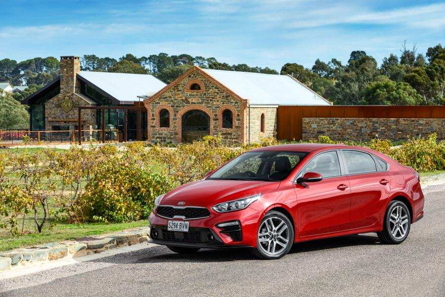  Kia Cerato Sport Plus 2018 года  (AU) (фото 9 из 16)